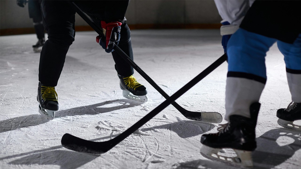 Comment choisir sa crosse de hockey: Guide ultime pour débutants